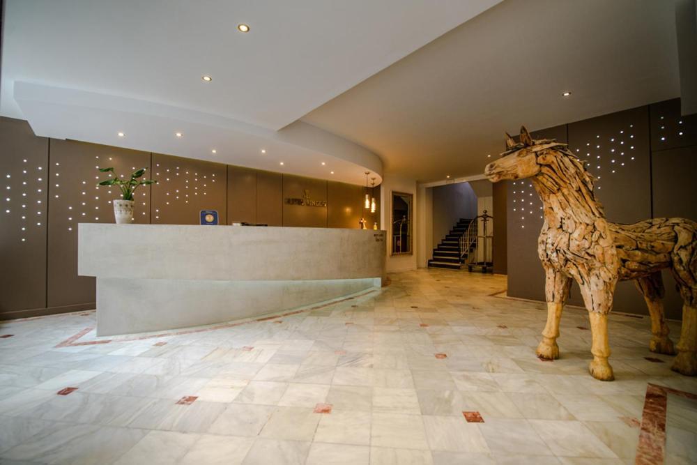 Lingos Hotel Florina Exteriör bild
